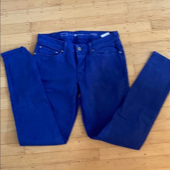Levi’s modern rise skinny Demi curve jeans size 30
